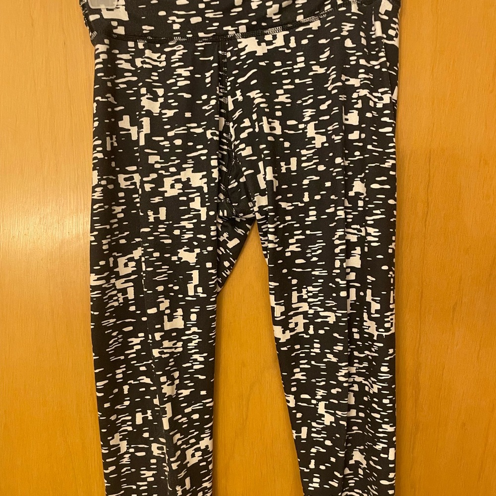 Ladies 3/4 length adidas leggings